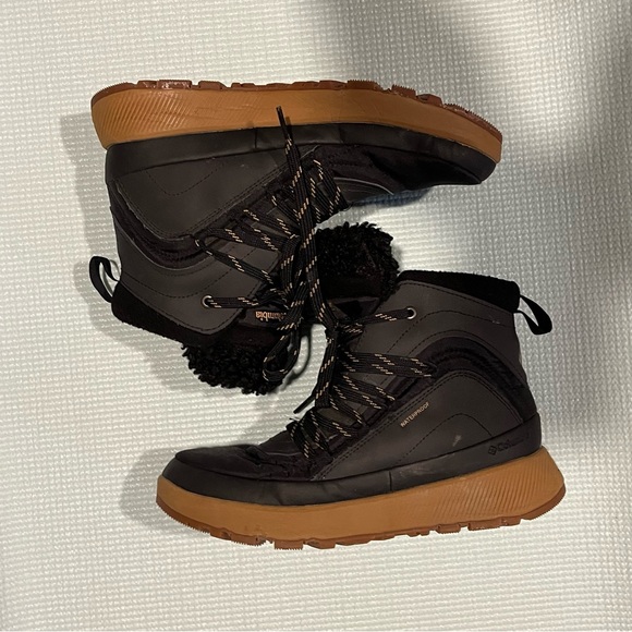 Columbia Women's Red Hills Omni-Heat Boots Sz 7.5 - Picture 11 of 11